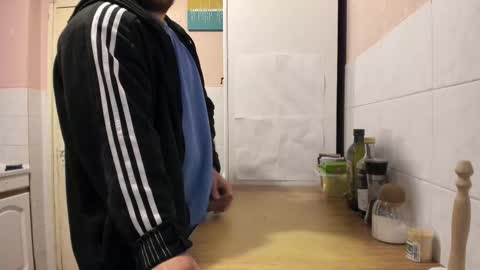 Snapshot of doriancretu95 chatting on 03.03.25 menu below online show from 03.03.25