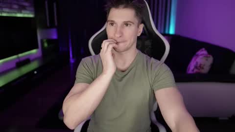 Dorian Reyes online show from 02.23.25