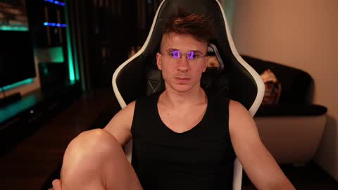 Dorian Reyes online show from 09.17.25