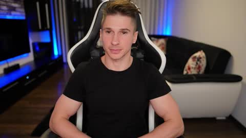 Dorian Reyes online show from 09.22.25