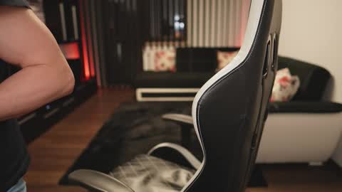 Dorian Reyes online show from 12.04.25