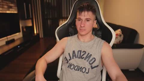 Dorian Reyes online show from 12.16.25