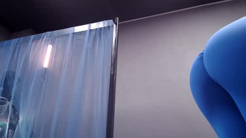 Dorothy Next stream on Monday at 3am-9am online show from 10.24.25