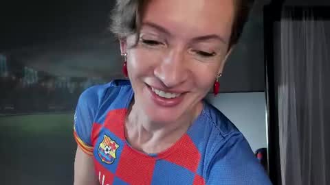 Dorothy Next stream on Monday at 3am-9am online show from 06.24.26