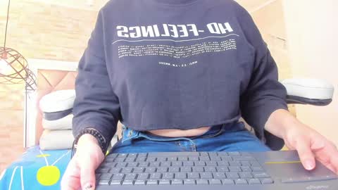 Snapshot of dorothy_vegga chatting on 01.14.25 DOROTHY online show from 01.14.25