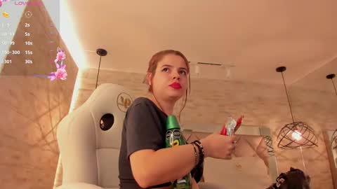 Snapshot of dorothy_vegga chatting on 02.19.25 DOROTHY online show from 02.19.25