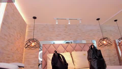 Snapshot of dorothy_vegga chatting on 02.25.25 DOROTHY online show from 02.25.25