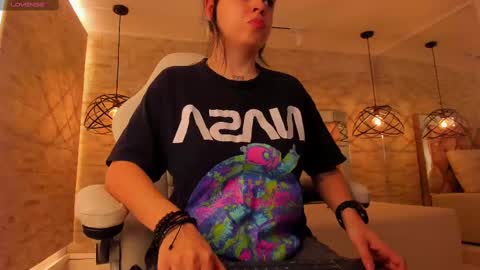 Snapshot of dorothy_vegga chatting on 02.25.25 DOROTHY online show from 02.25.25