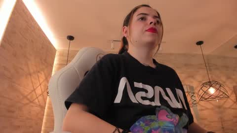 Snapshot of dorothy_vegga chatting on 03.07.25 DOROTHY online show from 03.07.25