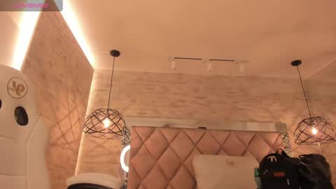 Snapshot of dorothy_vegga chatting on 03.12.25 DOROTHY online show from 03.12.25