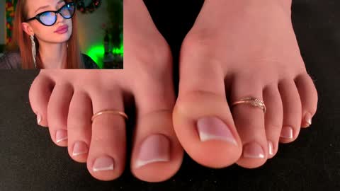 Snapshot of dorothygilbert chatting on 12.21.24 Next stream November 24 online show from 12.21.24