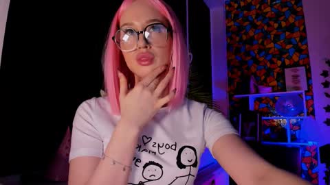 Snapshot of dorothygilbert chatting on 03.11.25 Next stream November 24 online show from 03.11.25