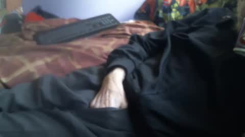 Hello  welcome to Slutsville  I am the Naked Chef  really  but you may call me Peter online show from 09.28.25