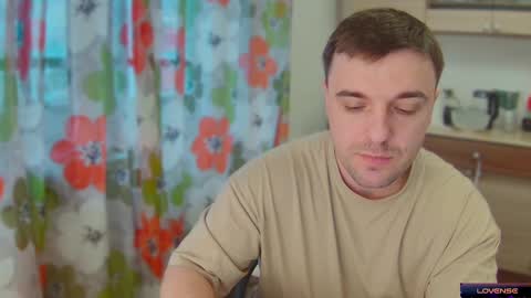 Snapshot of dosilasa chatting on 01.27.25 Sasha online show from 01.27.25