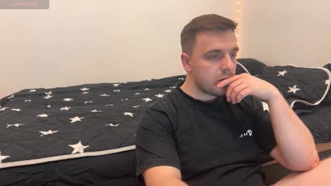 Snapshot of dosilasa chatting on 02.25.25 Sasha online show from 02.25.25