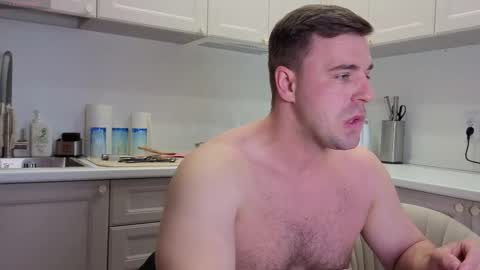 Snapshot of dosilasa chatting on 09.15.25 Sasha online show from 09.15.25