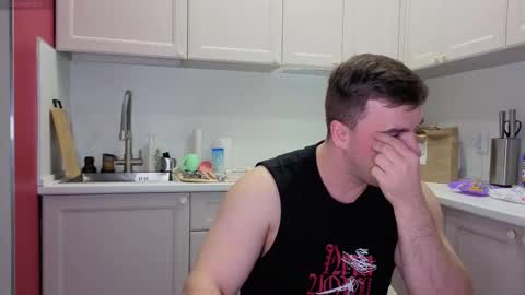 Snapshot of dosilasa chatting on 10.13.25 Sasha online show from 10.13.25