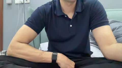 Snapshot of dotx90_fun chatting on 10.04.25 Funlover online show from 10.04.25