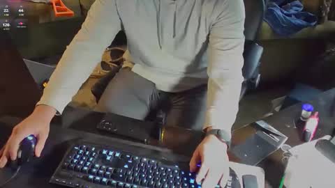 Snapshot of dotyoureyezez chatting on 12.05.25 DotYourEyezez online show from 12.05.25