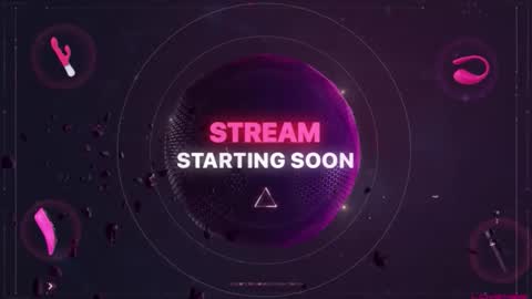 Snapshot of dotyoureyezez chatting on 12.17.25 DotYourEyezez online show from 12.17.25