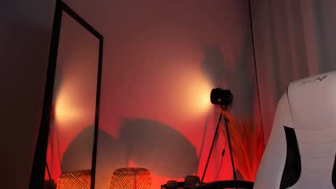 Snapshot of doublee_trouble chatting on 02.09.25 Eva ana Liza online show from 02.09.25