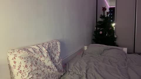 MOLLYYYY dont forget to give me a thumb up online show from 12.22.24