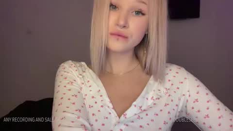 MOLLYYYY dont forget to give me a thumb up online show from 01.19.25