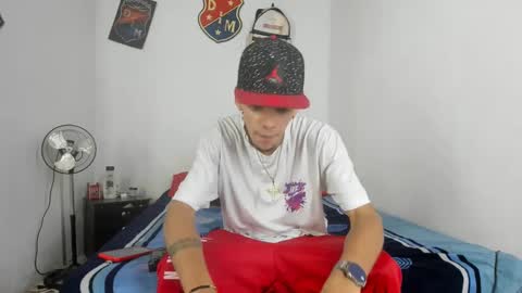 douglas_gallegos online show from 01.11.25