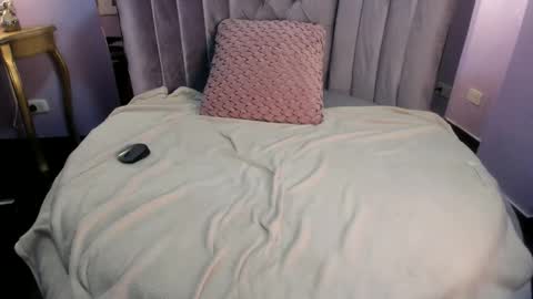 dovemullerr2 online show from 03.05.26