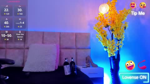 Snapshot of doyeeon chatting on 02.02.25 Doyeon online show from 02.02.25