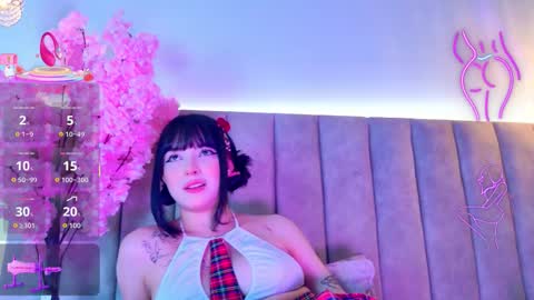 Snapshot of doyeeon chatting on 10.02.25 Doyeon online show from 10.02.25