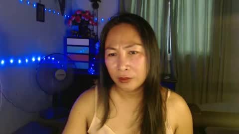 doyouwantme143 online show from 04.25.26