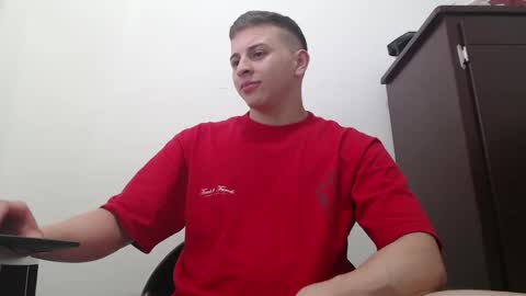 draco_boy2000 online show from 10.06.25