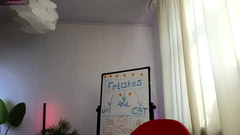 Lisbeth Salander online show from 12.17.25