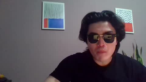Snapshot of drake__wolf chatting on 10.18.25 drake__wolf online show from 10.18.25