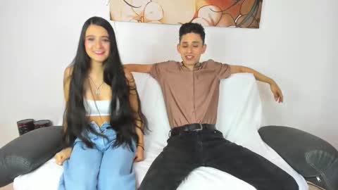 Snapshot of drake_and_zara chatting on 12.17.25 Drake and Zara online show from 12.17.25