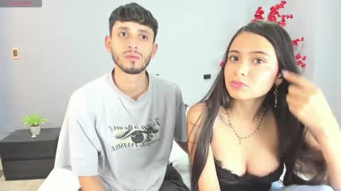 Snapshot of drake_and_zara chatting on 02.14.26 Drake and Zara online show from 02.14.26