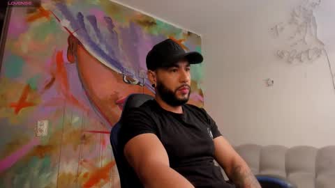 Snapshot of drake_jackson11 chatting on 12.17.25 drake jackson11 online show from 12.17.25