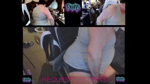 Snapshot of drake_r_darkrose chatting on 03.01.25 Drake D Vamp aka Drake DarkRose online show from 03.01.25