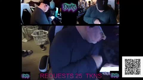 Snapshot of drake_r_darkrose chatting on 03.01.25 Drake D Vamp aka Drake DarkRose online show from 03.01.25