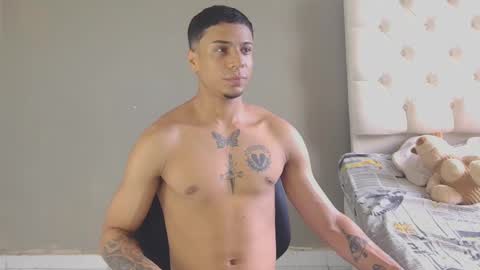 Snapshot of drake_the_kingmaster chatting on 12.01.24 ig kingmaster777 online show from 12.01.24