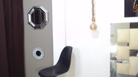 Snapshot of drake_the_kingmaster chatting on 02.05.25 ig kingmaster777 online show from 02.05.25