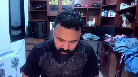 Snapshot of drako_argenti_ chatting on 12.14.24 Drako online show from 12.14.24