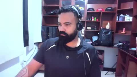 Snapshot of drako_argenti_ chatting on 12.19.24 Drako online show from 12.19.24