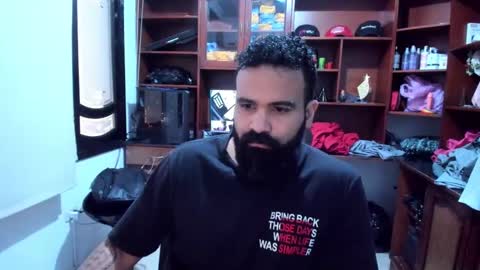 Snapshot of drako_argenti_ chatting on 12.29.24 Drako online show from 12.29.24