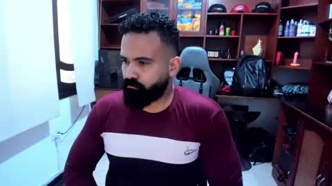 Snapshot of drako_argenti_ chatting on 12.31.24 Drako online show from 12.31.24