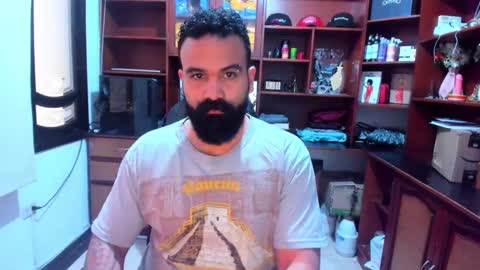 Snapshot of drako_argenti_ chatting on 01.18.25 Drako online show from 01.18.25