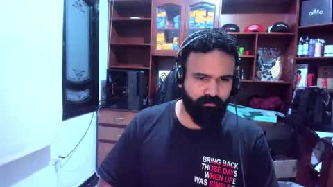 Snapshot of drako_argenti_ chatting on 01.21.25 Drako online show from 01.21.25