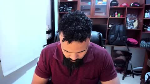 Snapshot of drako_argenti_ chatting on 02.01.25 Drako online show from 02.01.25