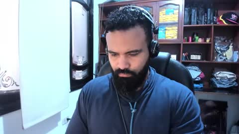 Snapshot of drako_argenti_ chatting on 02.24.25 Drako online show from 02.24.25